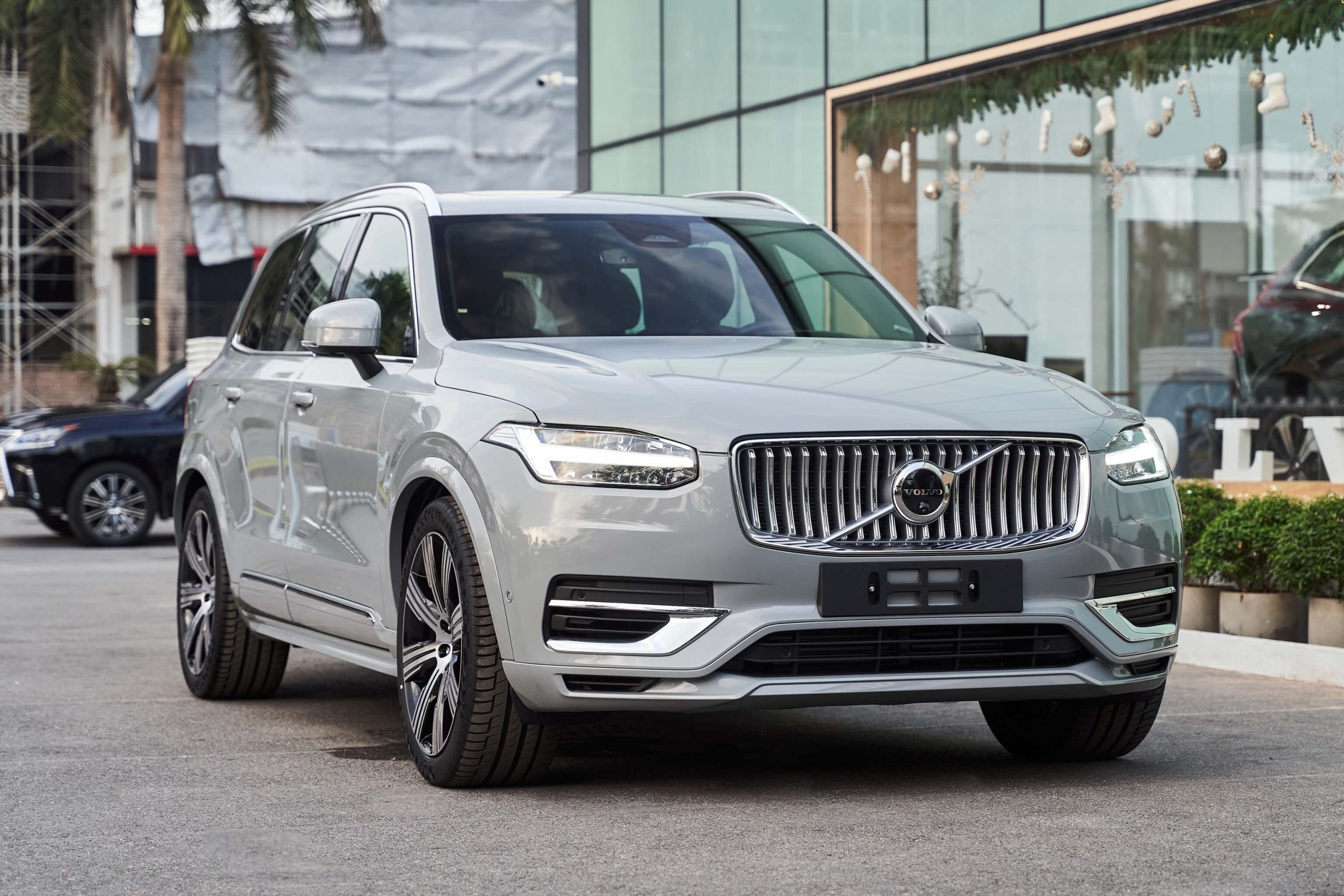 VOLVO XC90 PLUG IN HYBRID ULTRA – AN TÂM ĐÓN TẾT, TRỌN VẸN NIỀM VUI!