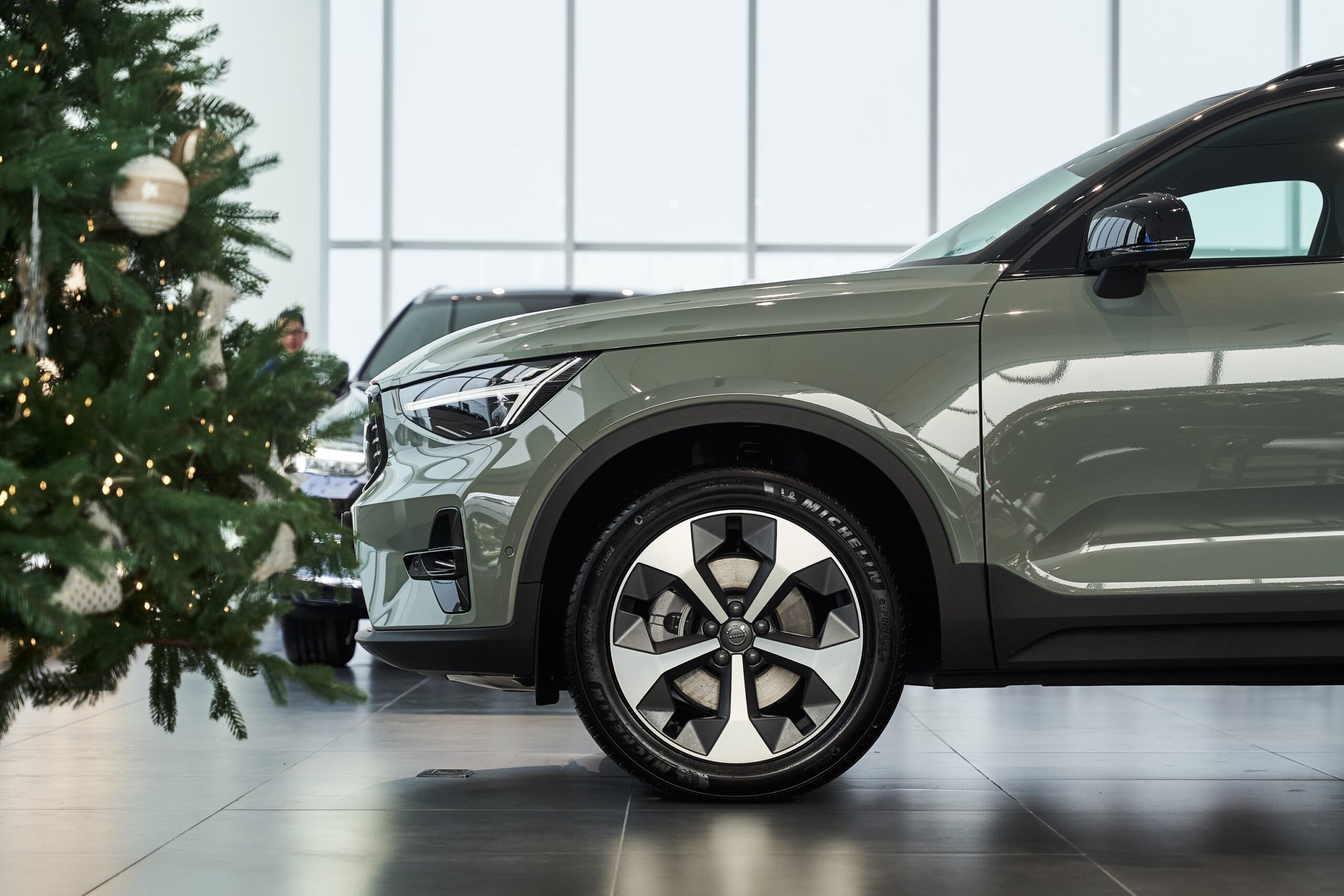 KHÁM PHÁ XC40 ULTRA VỚI GÓI ƯU ĐÃI ĐẾN 150 TRIỆU ĐỒNG TỪ VOLVO CAR HÀ NỘI
